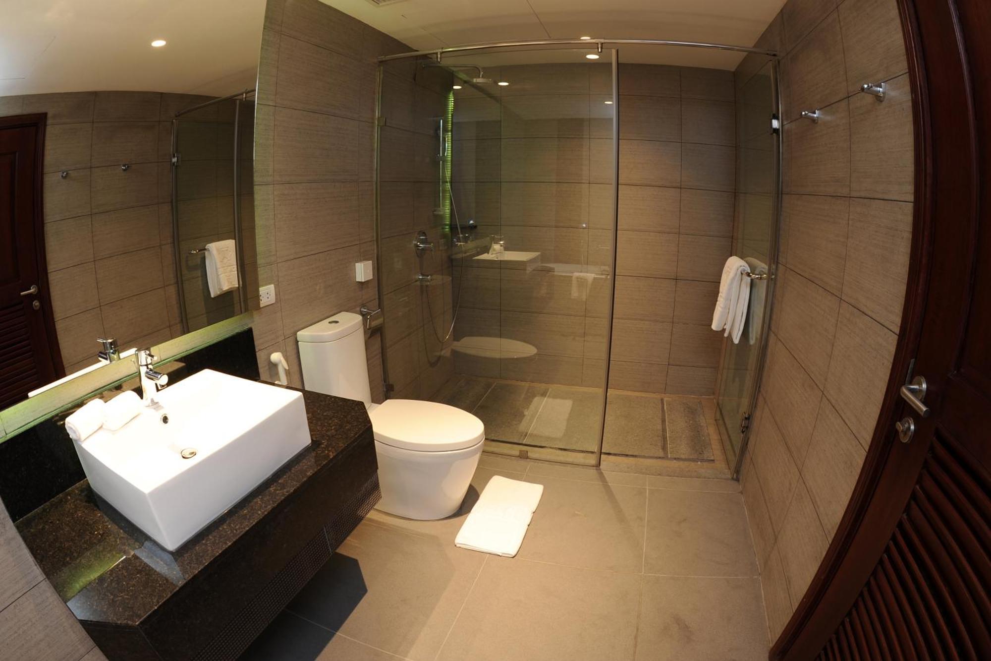 Hotel Thanlwin 4*